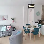 Apartment The Heights - Cristianos - Heated Pool - Wifi Free