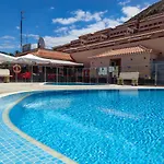 The Heights - Cristianos - Heated Pool - Wifi Free 公寓 *