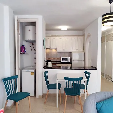 The Heights - Cristianos - Heated Pool - Wifi Free Appartement