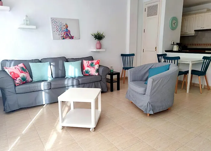 Апартаменты The Heights - Cristianos - Heated Pool - Wifi Free *