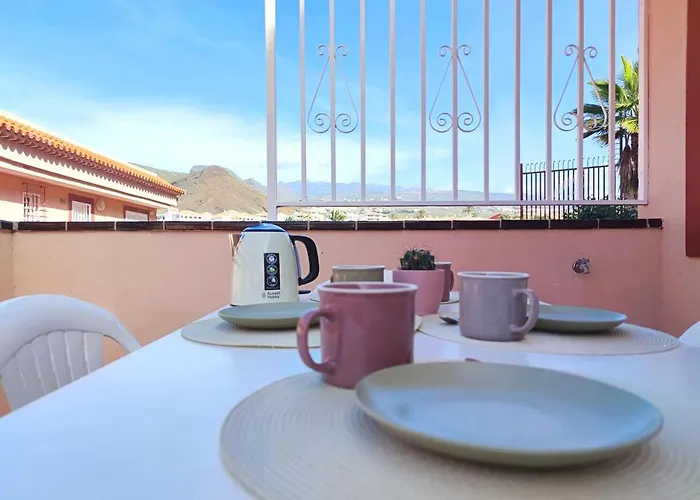 Апартаменты The Heights - Cristianos - Heated Pool - Wifi Free