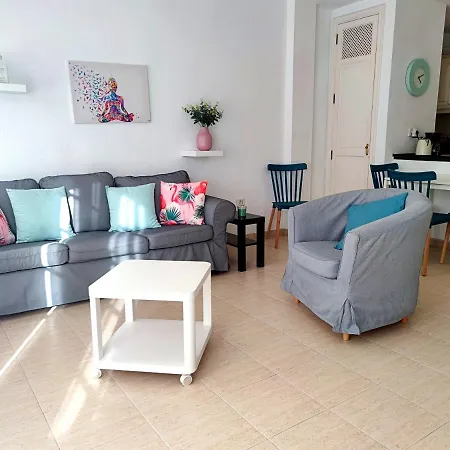 Appartamento The Heights - Cristianos - Heated Pool - Wifi Free *