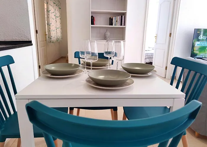 The Heights - Cristianos - Heated Pool - Wifi Free Apartment *